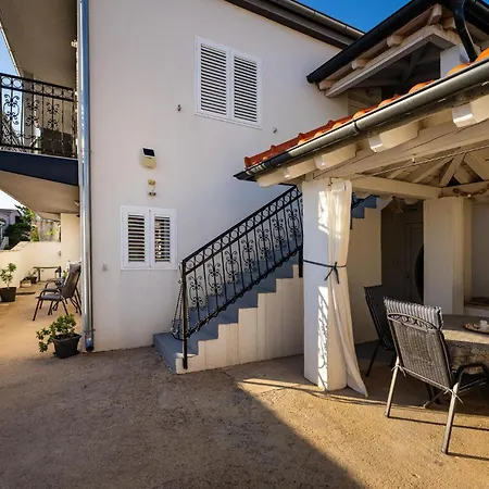 Apartment Rovanjska Lägenhet *