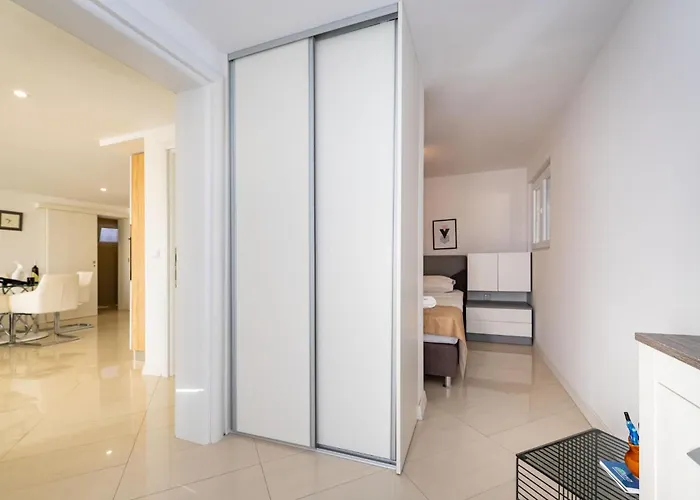 Apartament Apartment Rovanjska *