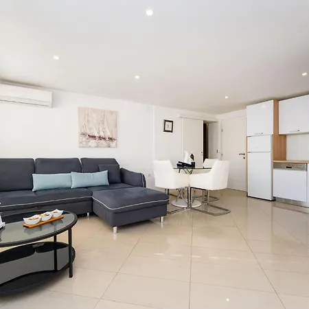 Lägenhet Apartment Rovanjska *