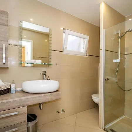 Apartment Rovanjska Lägenhet